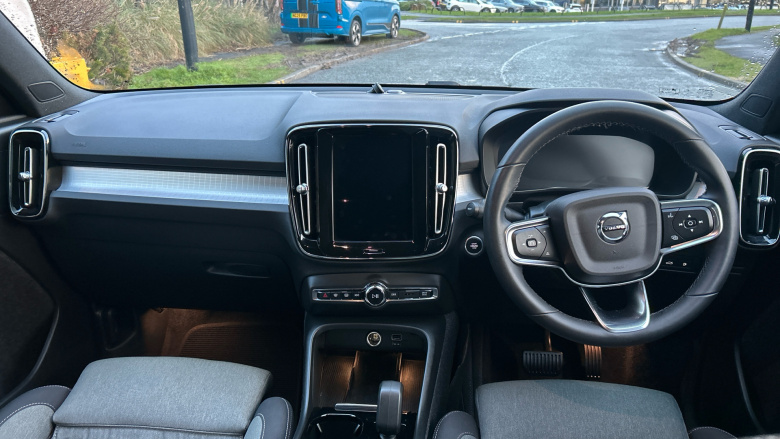 Volvo Xc40 1.5 T4 Recharge PHEV Plus Dark 5dr Auto Estate